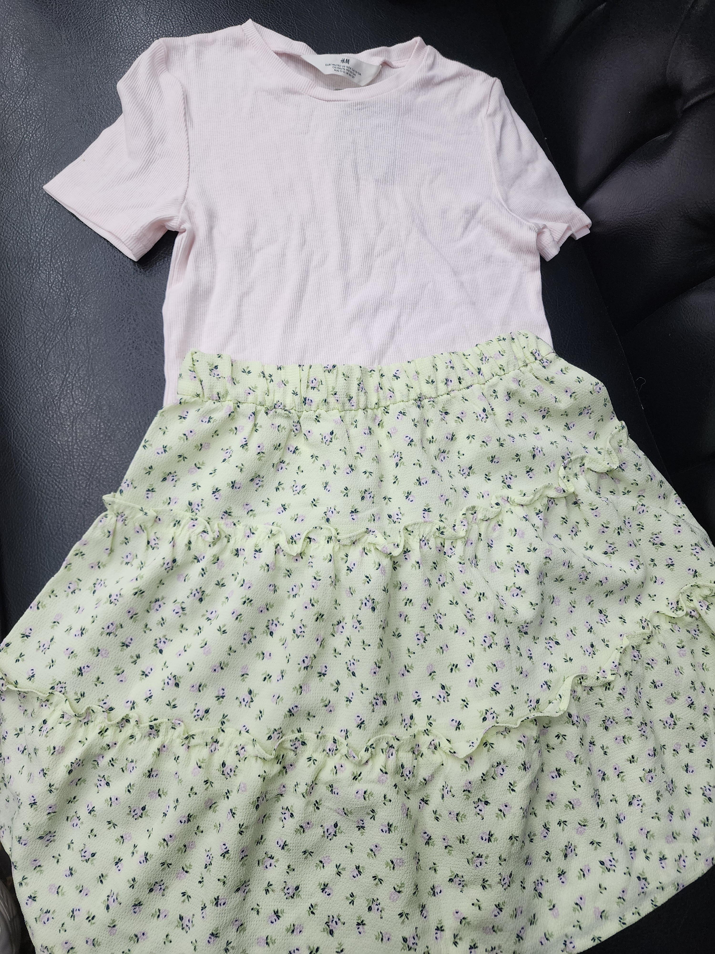 2-piece top and skirt set
