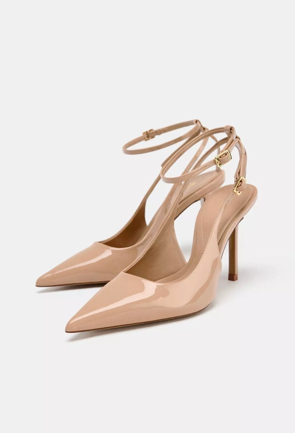 Escarpin effet vernis Zara