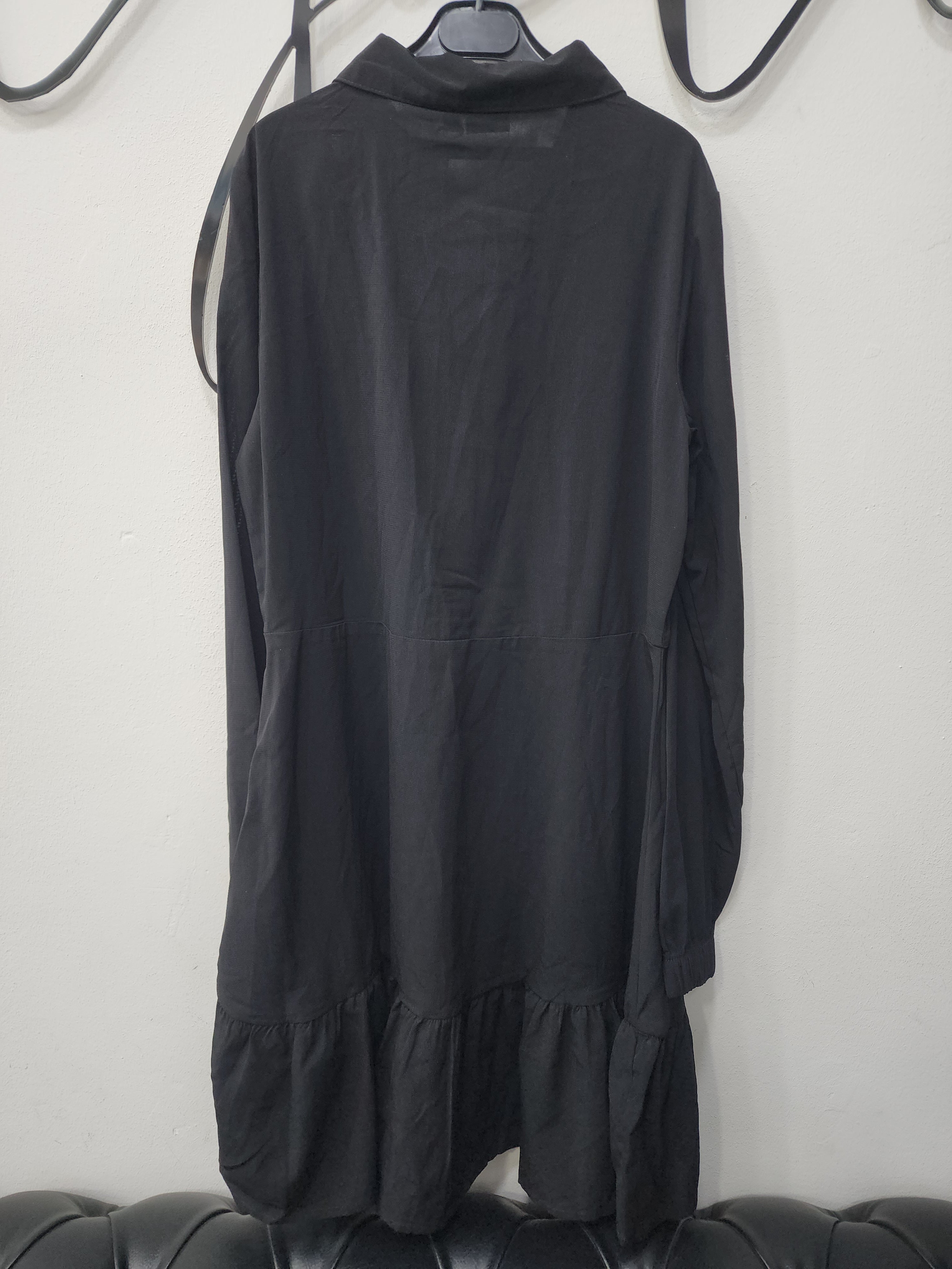 robe chemise noire à manches longues