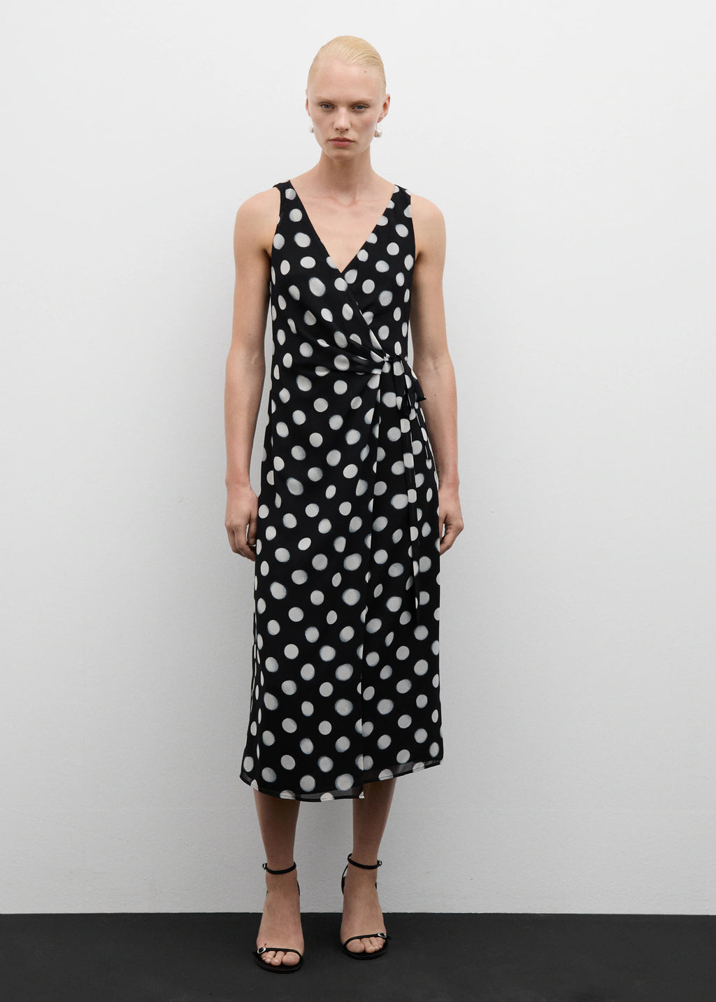 ROBE CACHE-CŒUR POIS -Mango