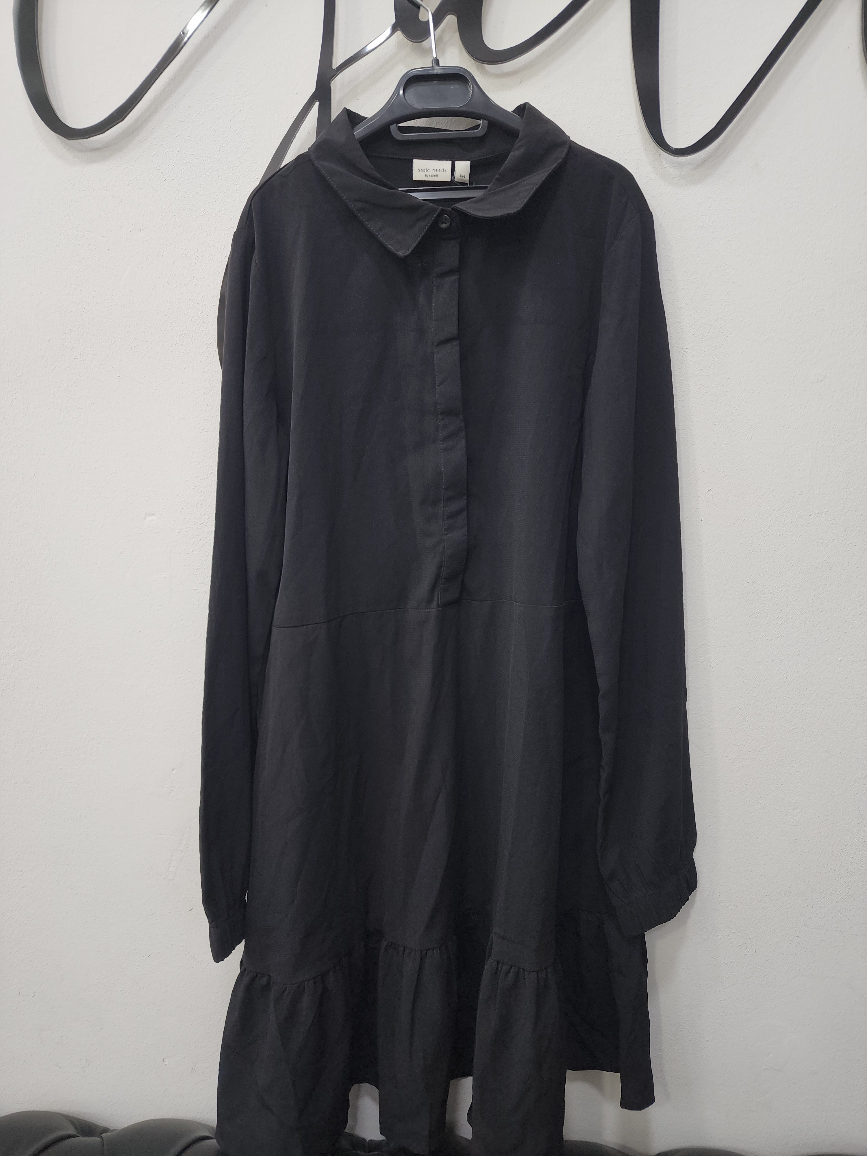 robe chemise noire à manches longues
