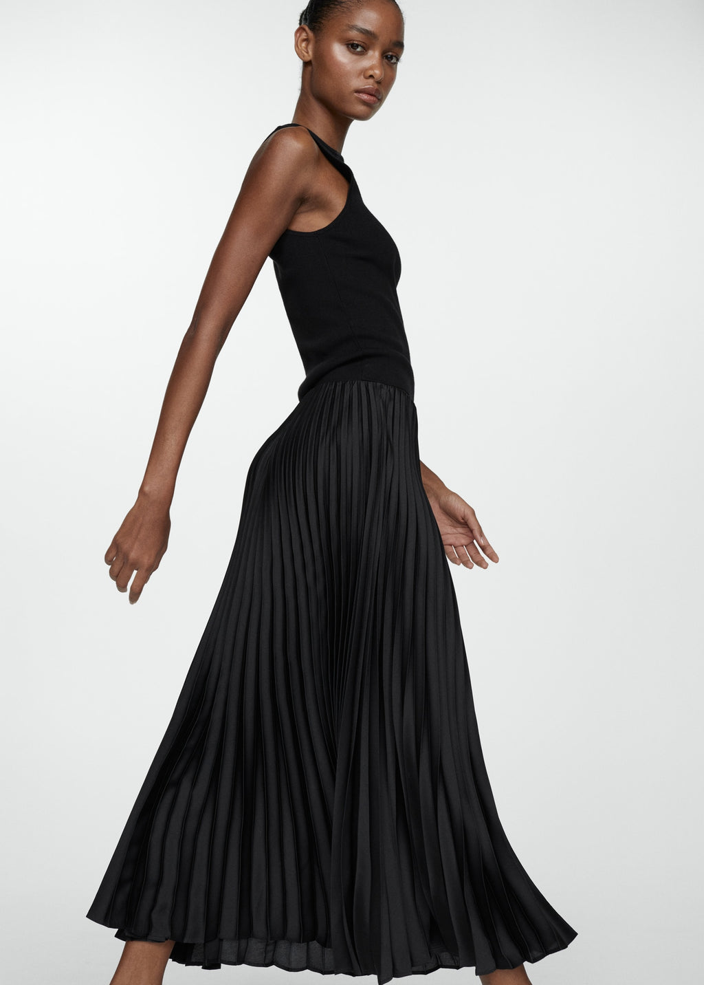 Jupe satiné plissé Mango