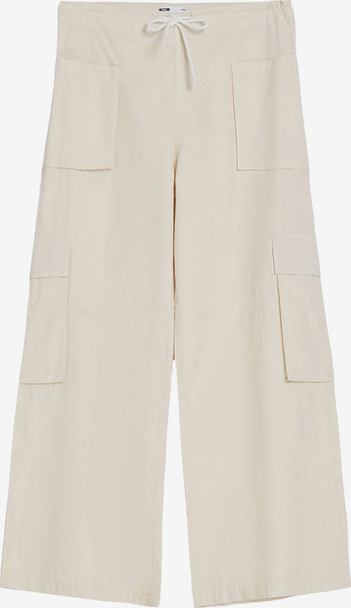 Cargo Bershka