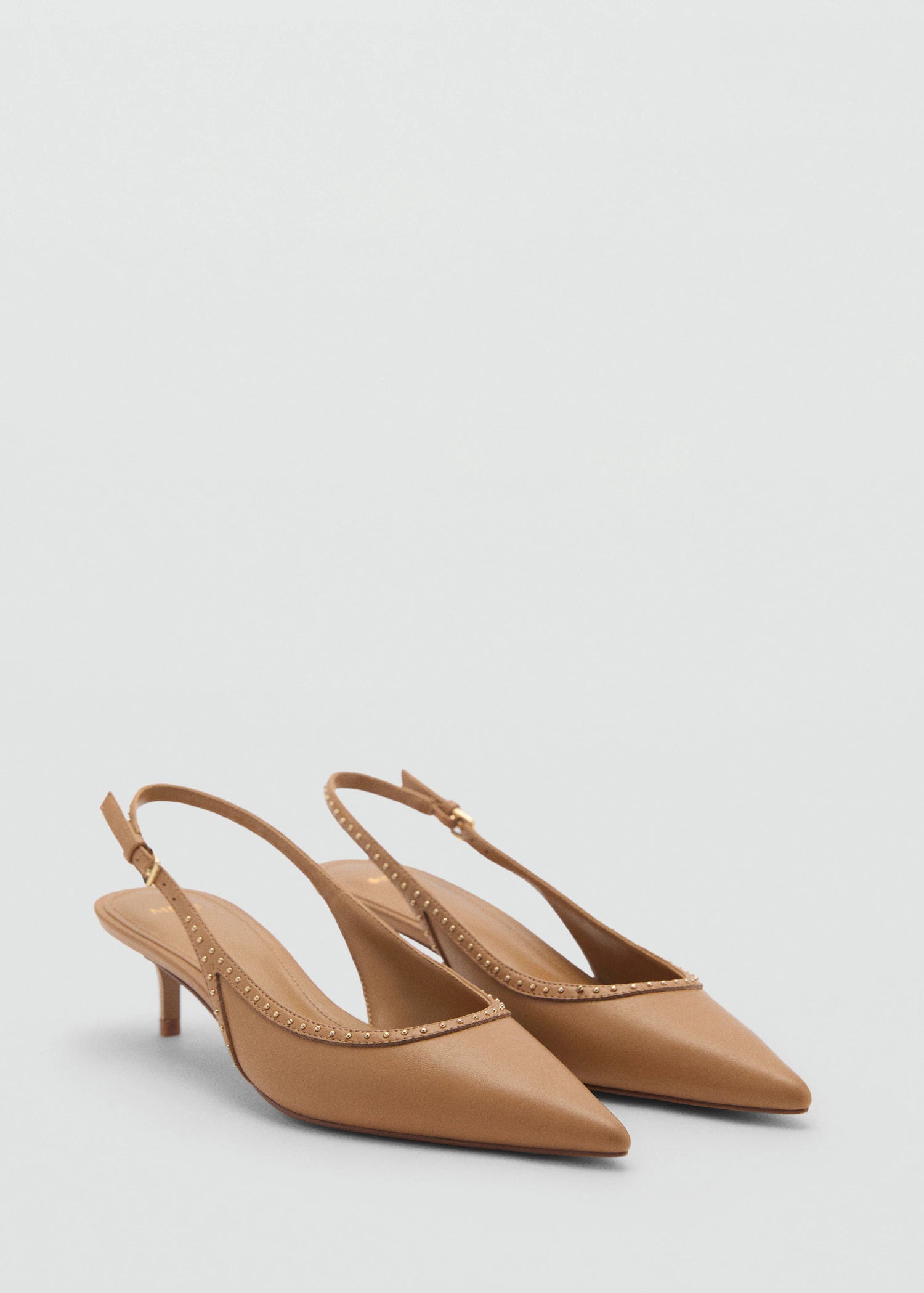 Chaussures talon kitten heel cloutées - Mango